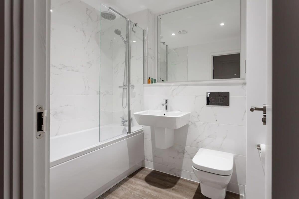Stunning Modern 1Br Flat In Central 伯明翰 外观 照片